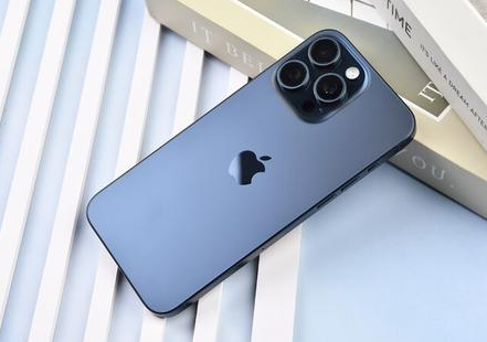 石河子苹果维修点分享iPhone 15 Pro Max屏幕更换全新实操风险 