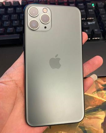 石河子苹果维修点分享iPhone 11 Pro黑屏小众故障解析 